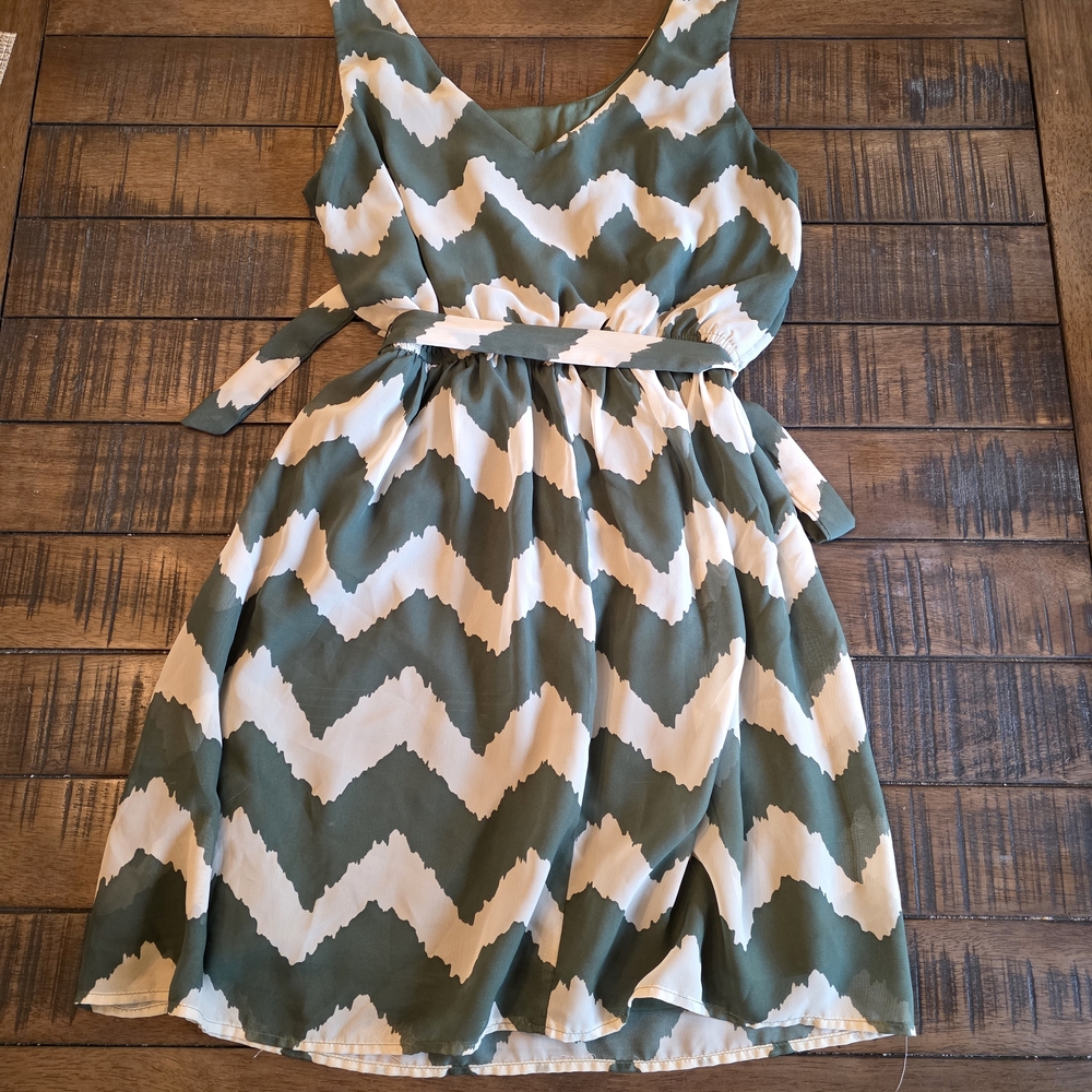 Lily Rose Olive and Cream Chevron Mini Dress
